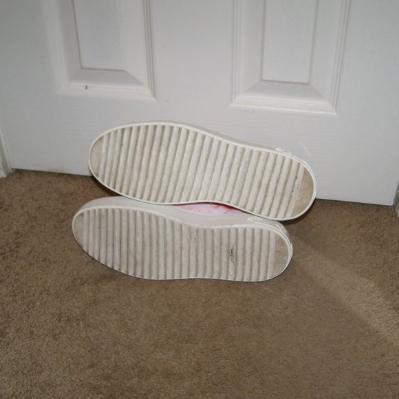 🔥 size 8.5/39 Authentic Louis Vuitton Time Out sneaker Red and Pink - Picture 11 of 16